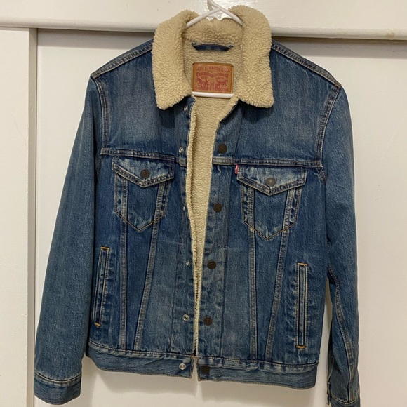 Levi’s Sherpa lined jacket
